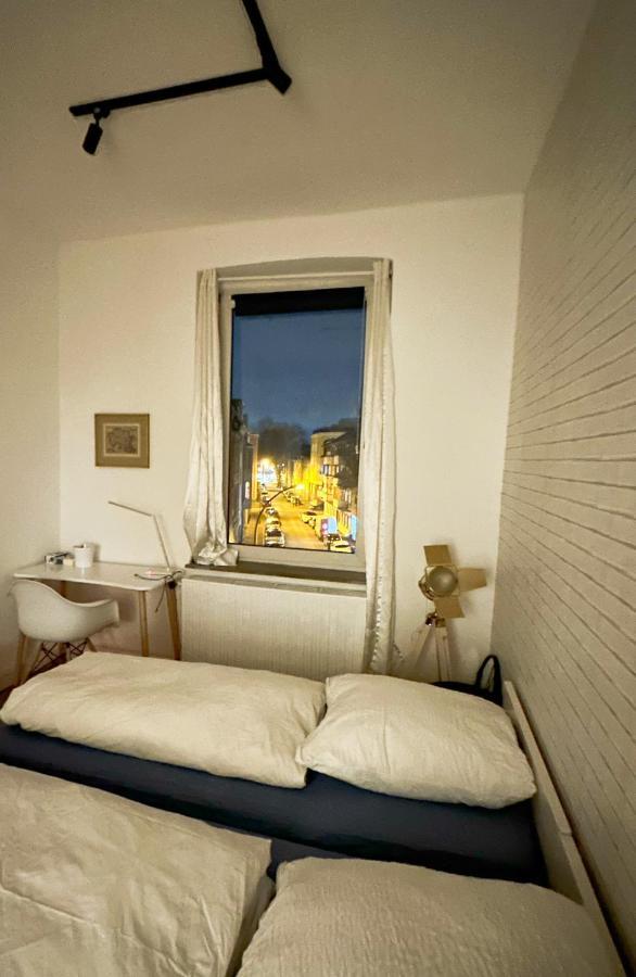 Igo Apartment 2 Schlafenzimmer Mit Waschmaschine Trockner Haustier Rheinufer 5Min Netflix Disney Plus 17-6 Duisburg Zewnętrze zdjęcie