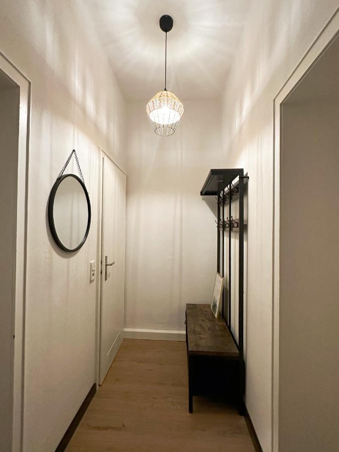 Igo Apartment 2 Schlafenzimmer Mit Waschmaschine Trockner Haustier Rheinufer 5Min Netflix Disney Plus 17-6 Duisburg Zewnętrze zdjęcie